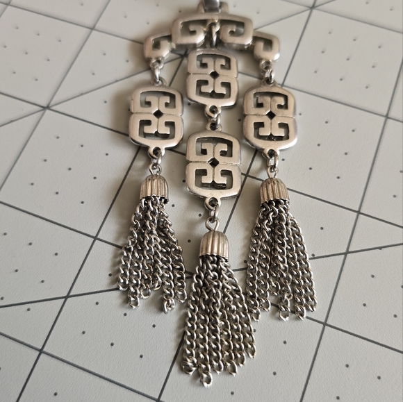 Trifari signed Tassel statement necklace - Picture 4 of 11